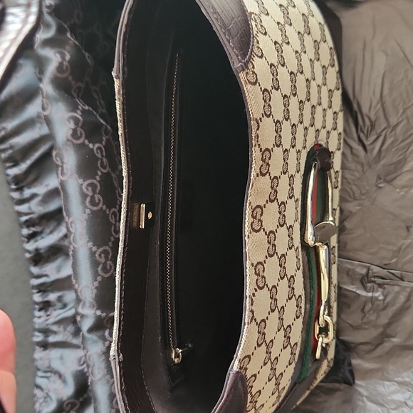 Gucci Women's Shoulder Bag - Picture 5 of 9